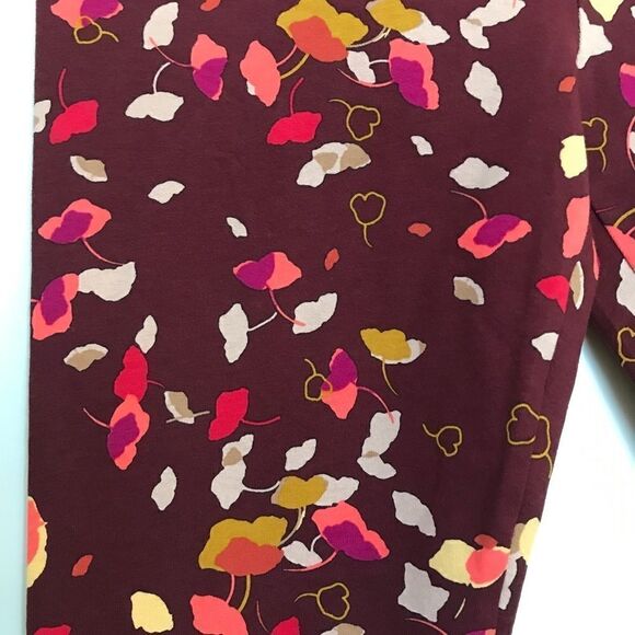 Mix It Knit Full Length Retro Petals Leggings - Picture 4 of 7